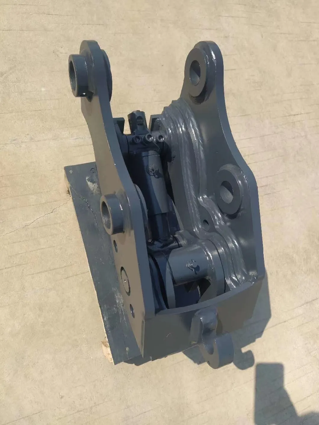 Hydraulic Quick Hitch Coupler for 1-45 Tons Excavator