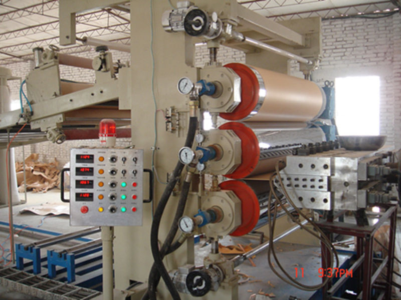 2014 New Plastic Sheet Extrusion Line