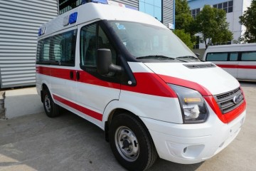 FORD 4x2 used ambulance
