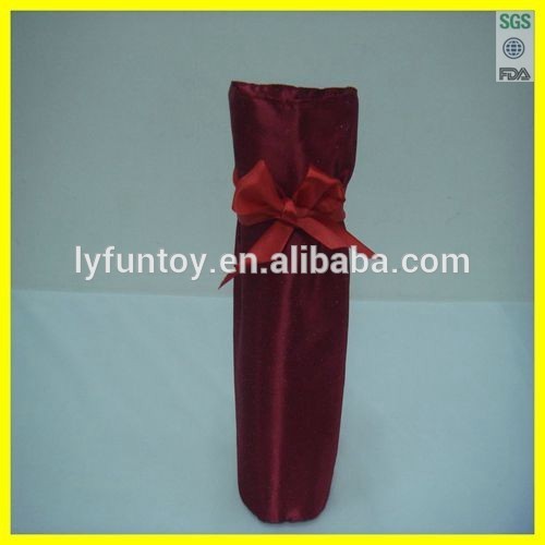 The single bottle wine bag with ribbon bow in satin material