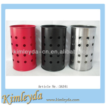 Kitchenware utensil holders