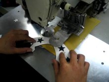 Automatic pattern sewing machine for thick material
