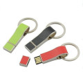 Creatieve lederen USB-flashdrive met sleutelhanger