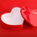 उच्च गुणवत्ता वाले खाली चॉकलेट दिल आकार उपहार बॉक्स