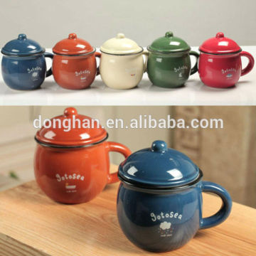 ceramic mug with lid and handle drinking mug with lid