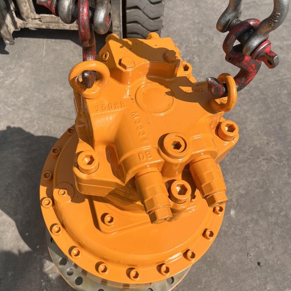 Excavator Parts SY500 Swing Drive M5X250CHB Swing Motor