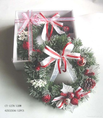 CHRISTMAS DECOR WREATH