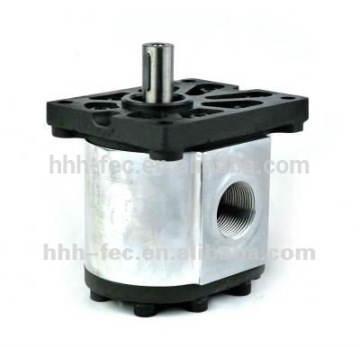 Hydraulic gear pump for construction agriculture and industry