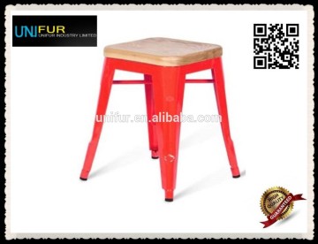 Low metal bar stools wholesale with wooden base