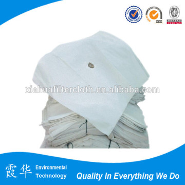 Water and oil filter fabric for filter press