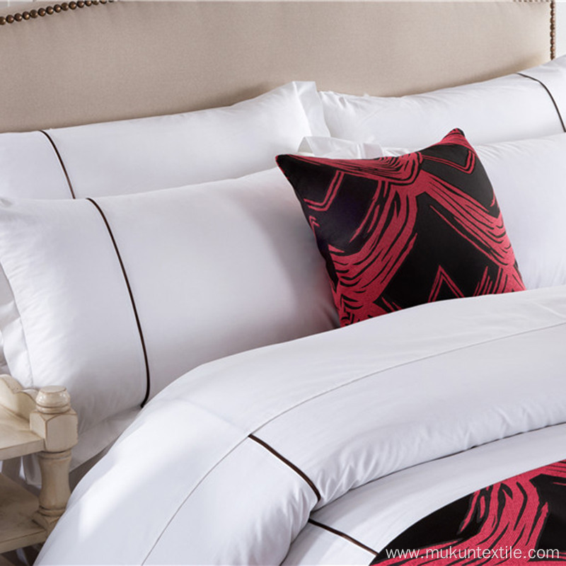 Professional Factory Price 4 Pcs Hotel Bedding Set