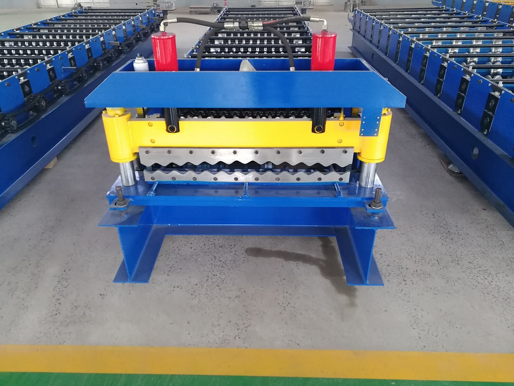 Steel Roofing Corrugated Roll Forming Machine