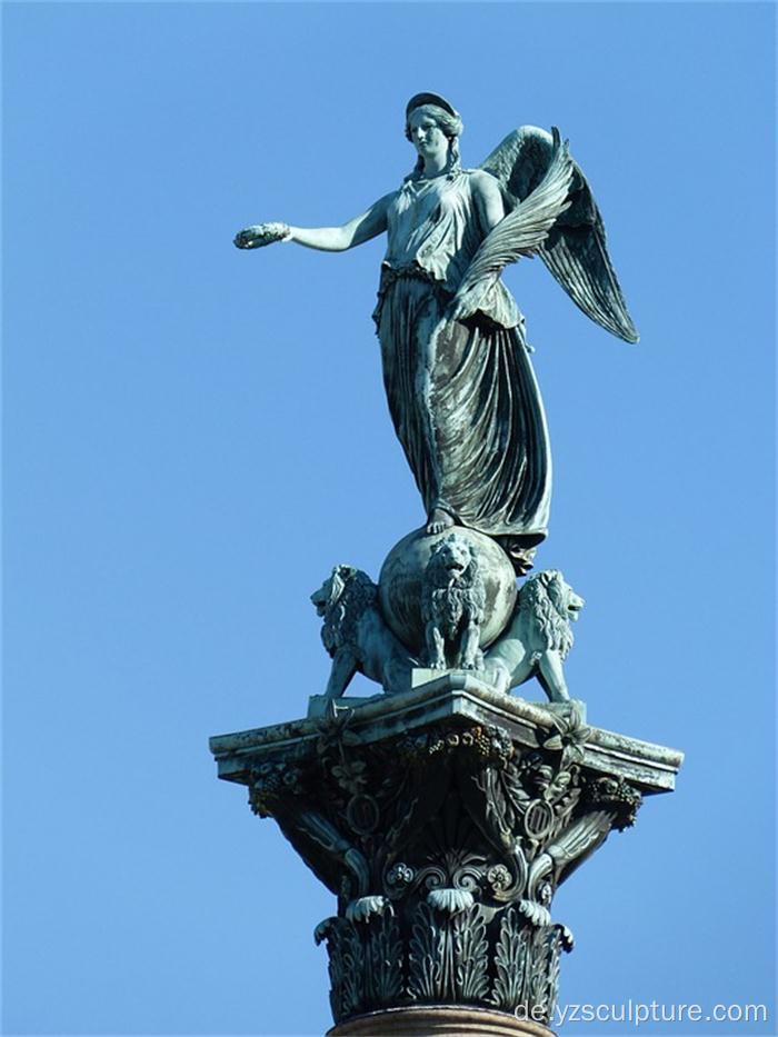 Bronze Angel Statue mit Löwen zu verkaufen