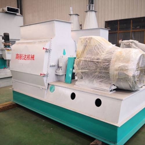 Diesel engine biomass wood pellet making machine