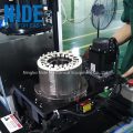 Automatische snij-en insteekapparatuur voor motorstatorpapier