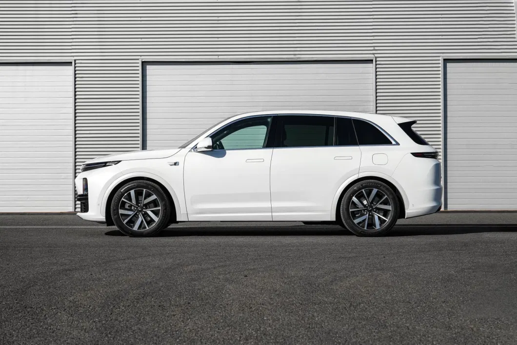 Lixiang L7 Adult Driving Large SUV Used Car 2023 New Energy Car
