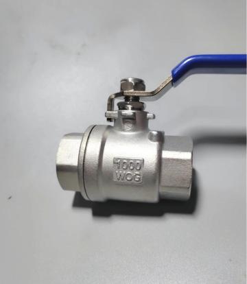 stainless steel two piece threaded body ball valve