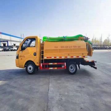Camión de succión de aguas residuales de vacío 2000L