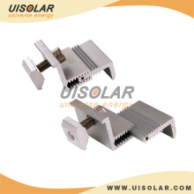Adjustable solar panel mounting clamps for solar panel