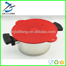 Silicone splatter covers for frying pans