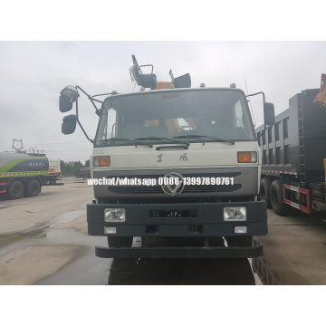 Camion à benne basculante Dongfeng avec grue articulée XCMG de 6,3 tonnes