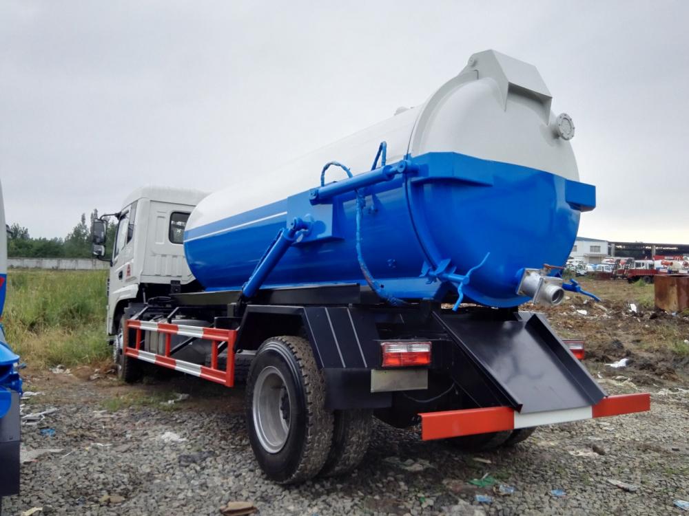 وضع محرك Dongfeng 4CBM Sewage Truck 4 * 2