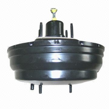 Brake booster with single or double diaphragm