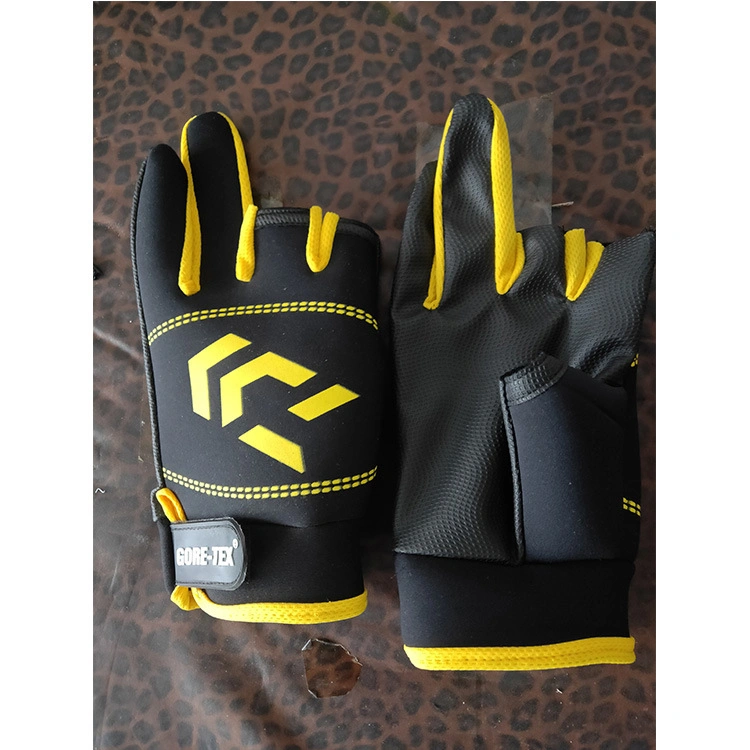 Fashion New Sports Gloves Fitness Three-Finger Half-Finger Gloves Fishing Gloves