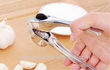 Garlic press squeezer ginger crusher masher minced garlic maker kitchen tool