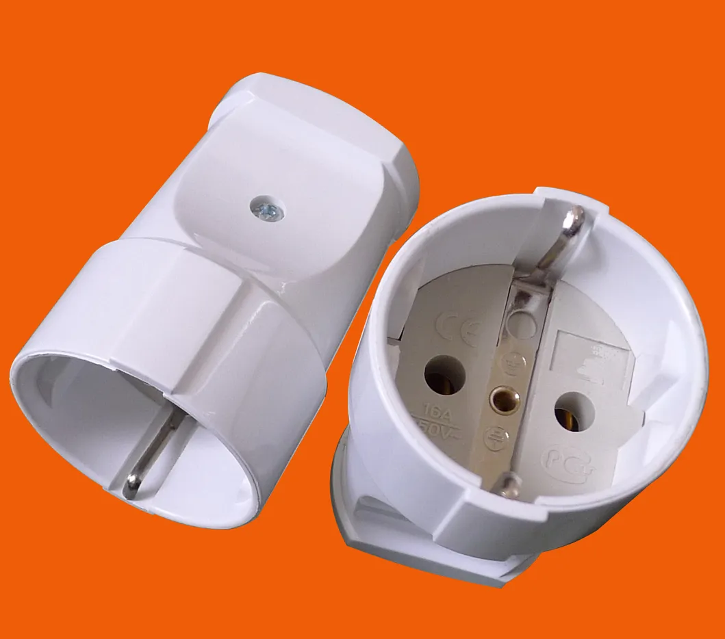 Розетка ЕС с заземлением (P8061)