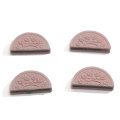 Nouveau Creative Résine Miniature Dollhouse Biscuits Biscuits Doux Slime Charmes Embellissements Pour Cheveux Arc Centre Décoration