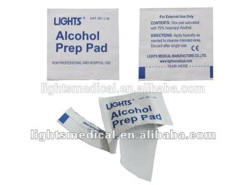 Alcohol disinfectant wipe L 02