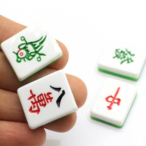 100 Pz Resina Flatback Mahjong Piastrelle Per La Lavorazione In Miniatura Cinese Mahjong Resina Cabochons FAI DA TE Scrapbooking Accessori Artigianali