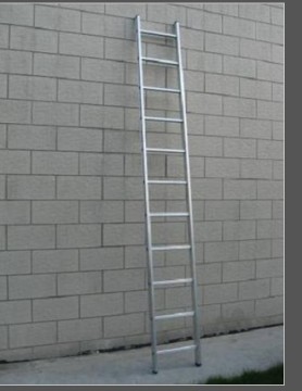 Aluminium step ladder