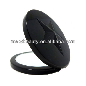 Round pocket mirror with star