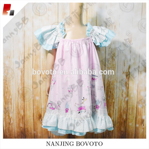 Rosa globo impreso vestido de encaje de algodón en la manga y el fondo