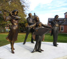 bronze factory high quality metal craft violin bronze sculpture by gmancini