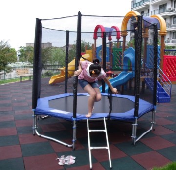 Square Trampolines with Safety Net