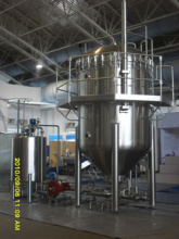 Candle-type diatomite filter