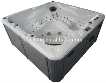 Freestanding ozone outdoor spa