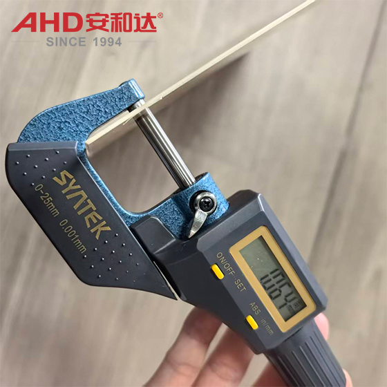 PEEK espesor 1 mm PEEK thickness 1mm