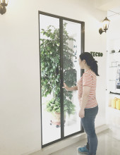 Horizontal Retractable Fly Screen Door