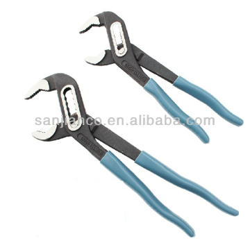 Adjustable slip joint plier