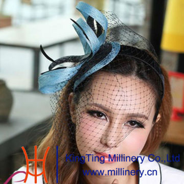 Beautiful and elegant feather fascinator for young lady