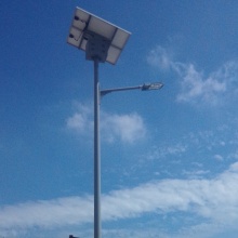 Top battery solar street light