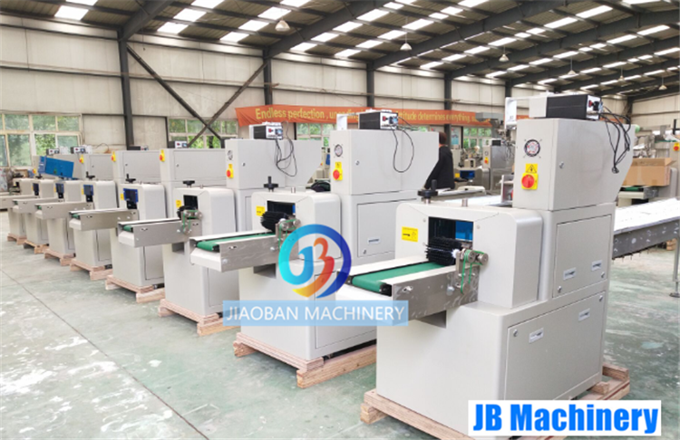 JB-600 Automatic Horizontal Pillow Packaging Machine Face Mask Blister Flow Packing Machine