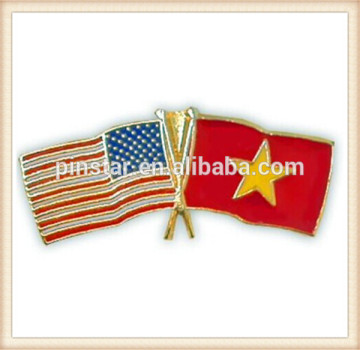 2014 New Custom Metal USA and Vietnam Crossed Friendship Flag Lapel Pin