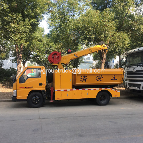 Multi-fuctional 4.5 ton river gully dredge cleaning truck