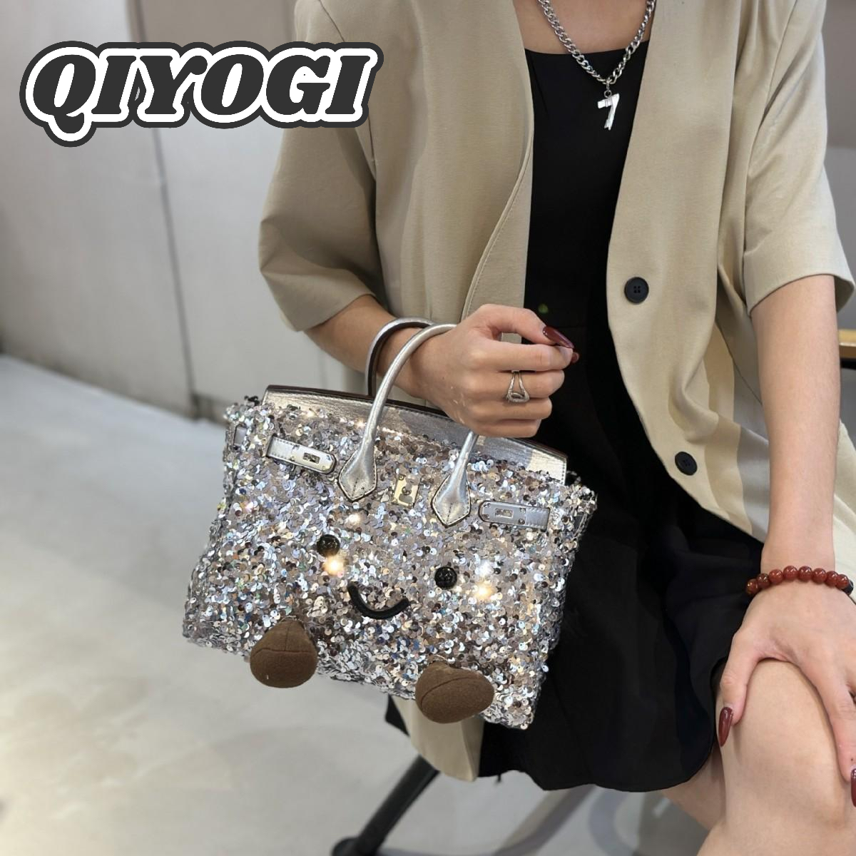 الصورة الرئيسية للحقيبة Bag main picture