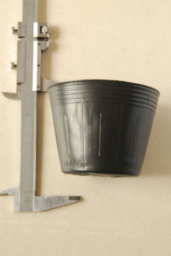 Hdpe Low Plastic Plant Pots , 105mm Flexible Plastic Starter Pots